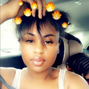 Meet your Posher, Arianna